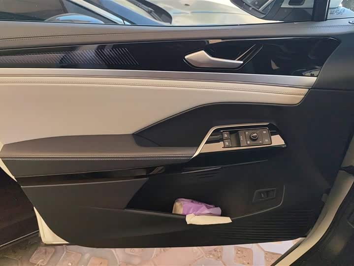 Фото 7 - Volkswagen ID.6 Crozz