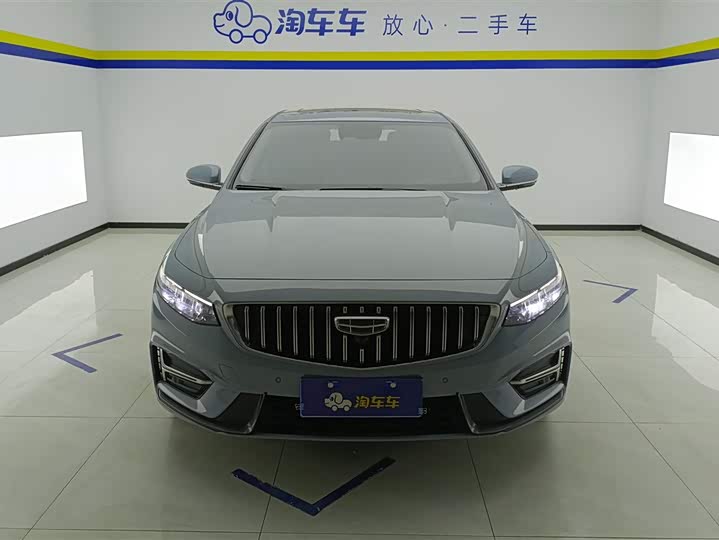 Фото 2 - Geely Preface