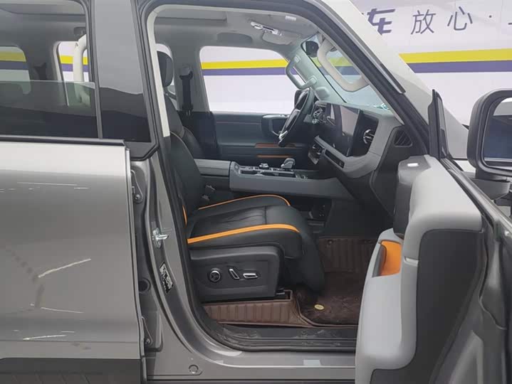 Фото 8 - BAIC Beijing BJ40 Hybrid