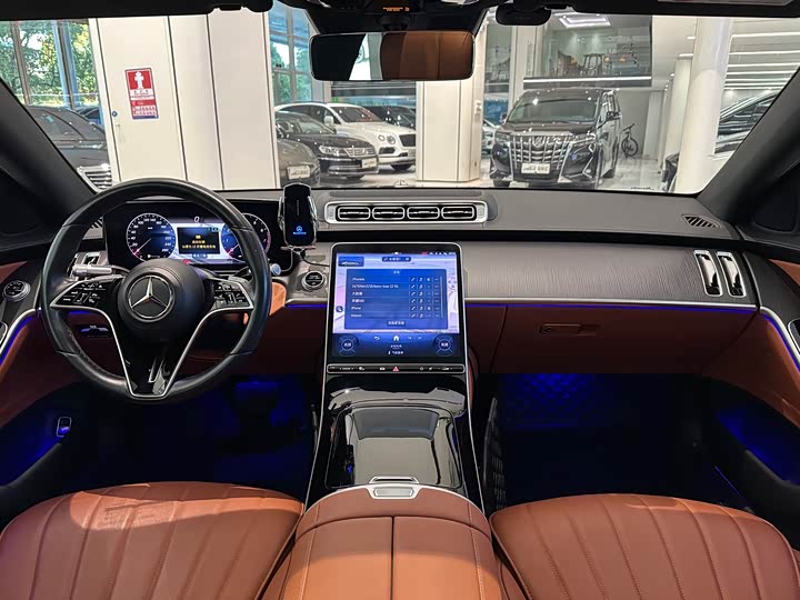 Фото 5 - Mercedes-Benz S-Class