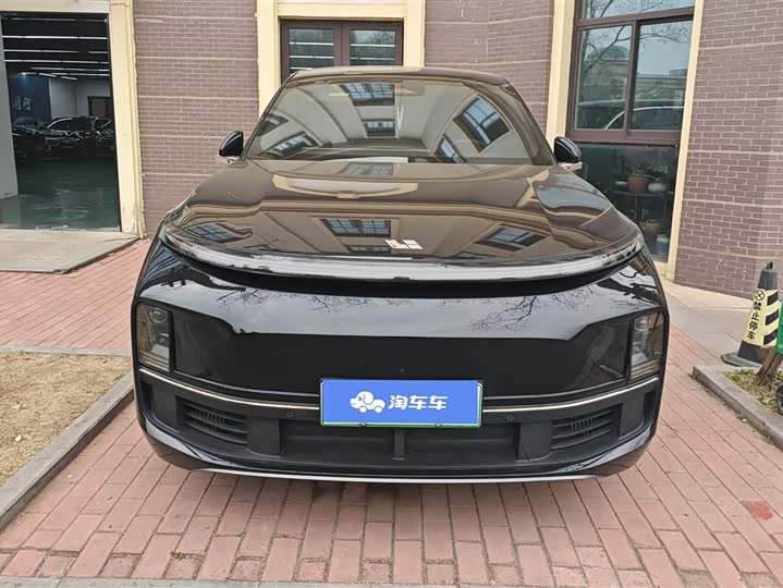 Фото 2 - LiXiang L8