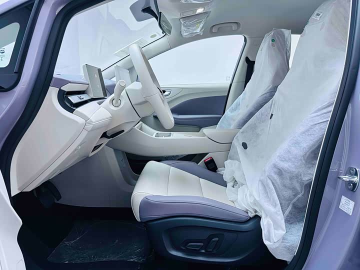 Фото 3 - MG Motor 4 EV