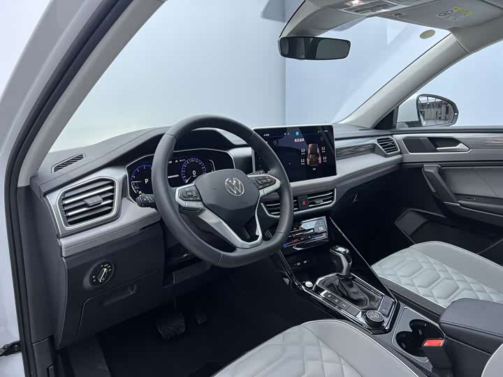 Фото 9 - Volkswagen Tayron