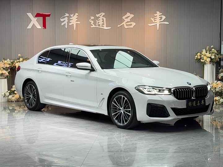 Фото 3 - BMW 5 Series