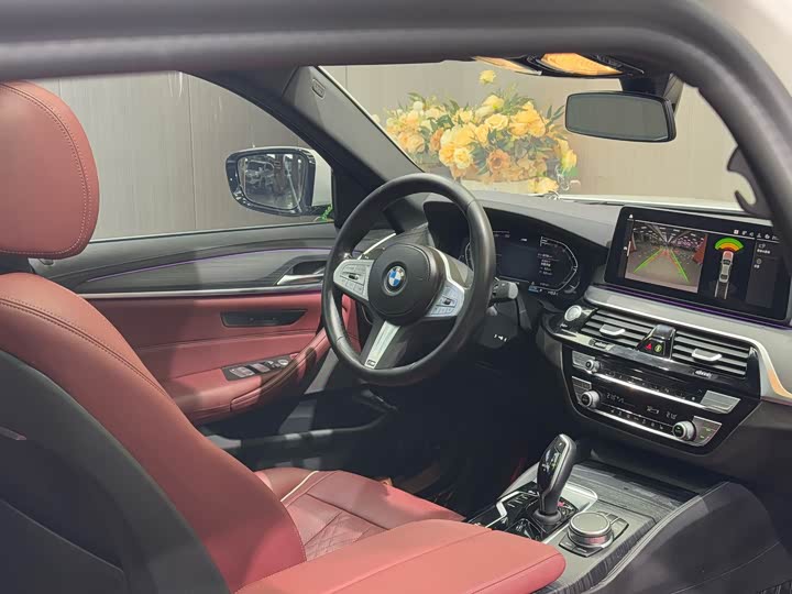 Фото 8 - BMW 5 Series