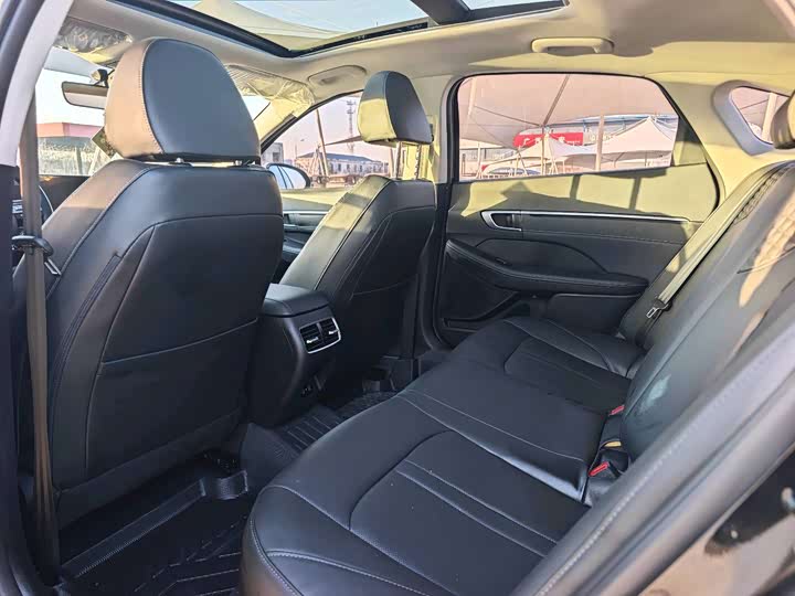 Фото 6 - Hyundai Sonata N Line