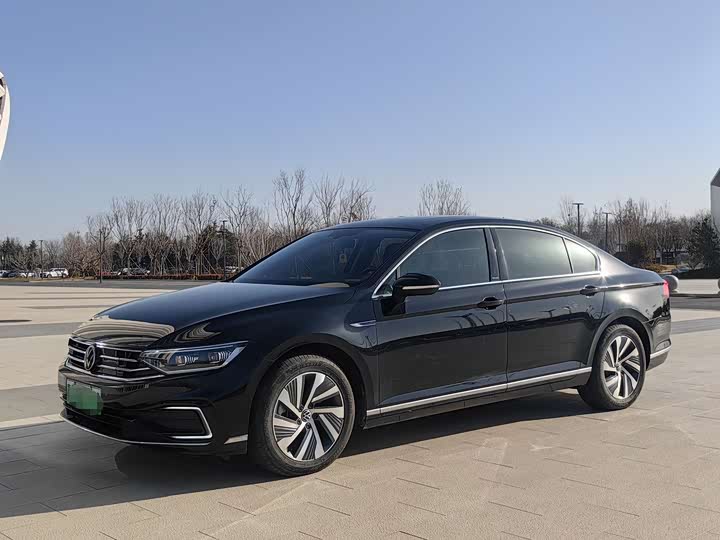 Фото 1 - Volkswagen Magotan GTE Hybrid