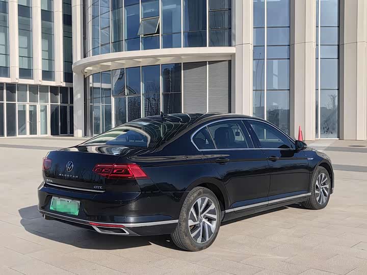 Фото 5 - Volkswagen Magotan GTE Hybrid