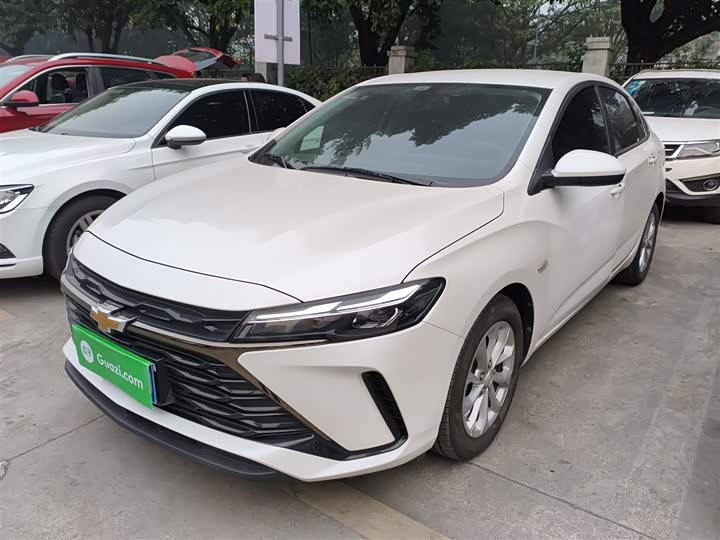 Фото 2 - Chevrolet Monza