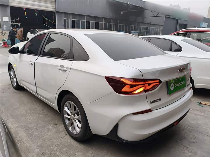 Фото 5 - Chevrolet Monza