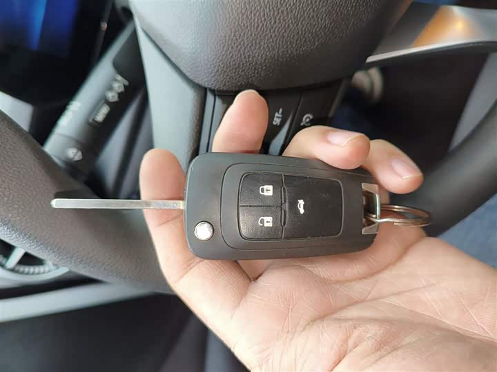 Фото 9 - Chevrolet Monza