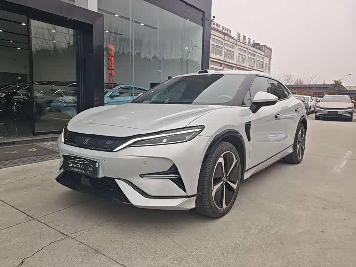 Фото 1 - BYD Song L