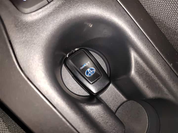 Фото 9 - Toyota Levin