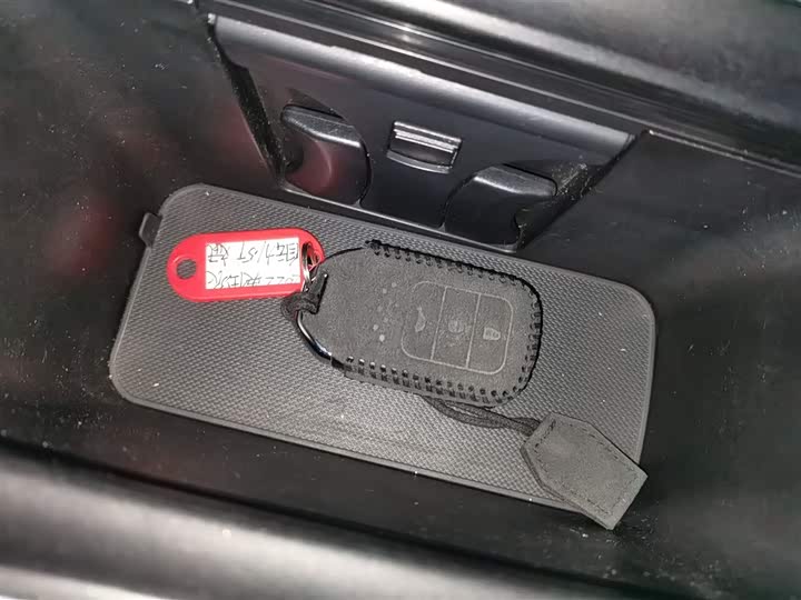 Фото 9 - Honda Inspire