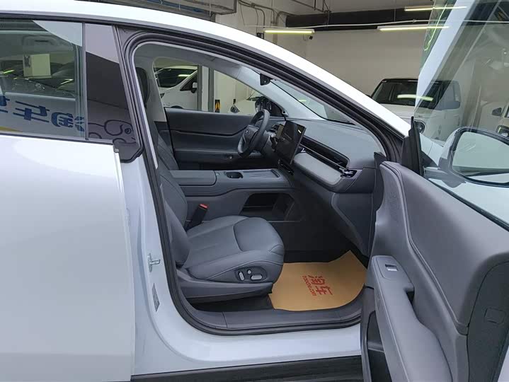 Фото 8 - XPeng G6