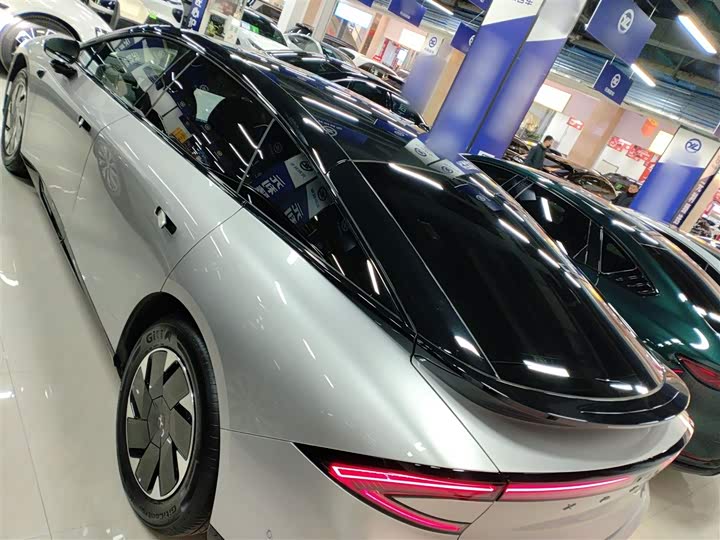 Фото 6 - XPeng F57