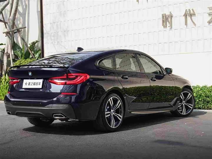 Фото 3 - BMW 6 Series GT