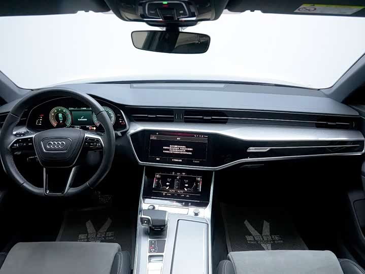 Фото 7 - Audi A6L