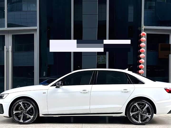 Фото 3 - Audi A4L