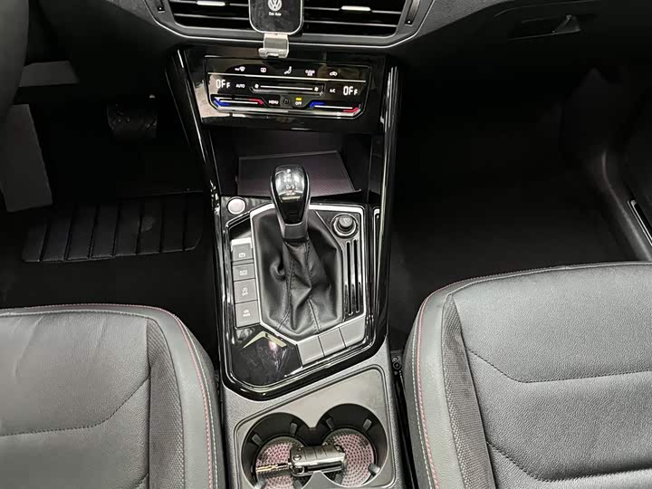 Фото 5 - Volkswagen Tayron