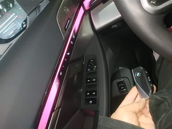 Фото 9 - BMW 5 Series