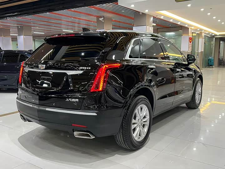Фото 7 - Cadillac XT5