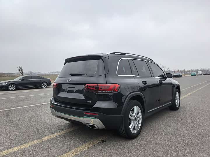 Фото 7 - Mercedes-Benz GLB-Class