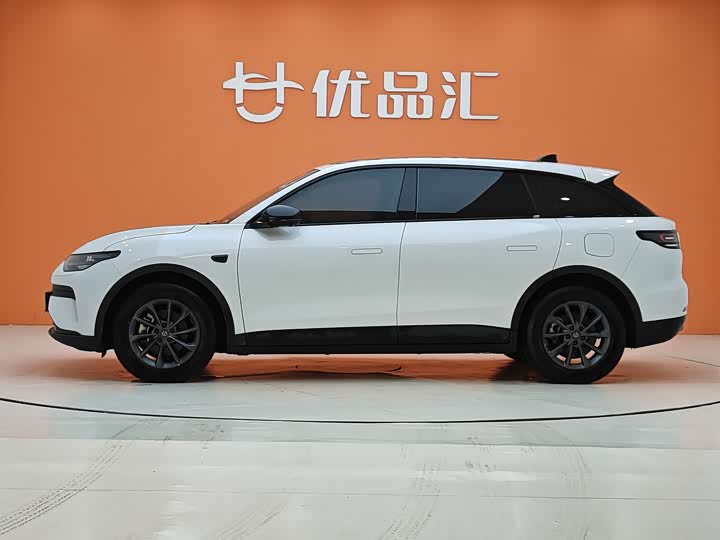 Фото 2 - Leapmotor C11