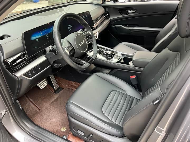 Фото 9 - Kia Sportage