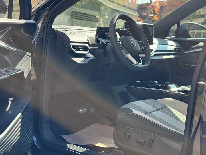 Фото 7 - Volkswagen ID.4 Crozz