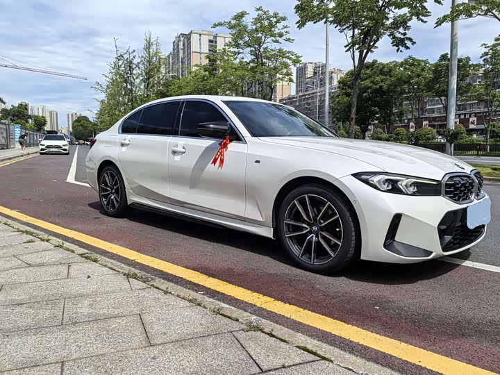 Фото 3 - BMW 3 Series