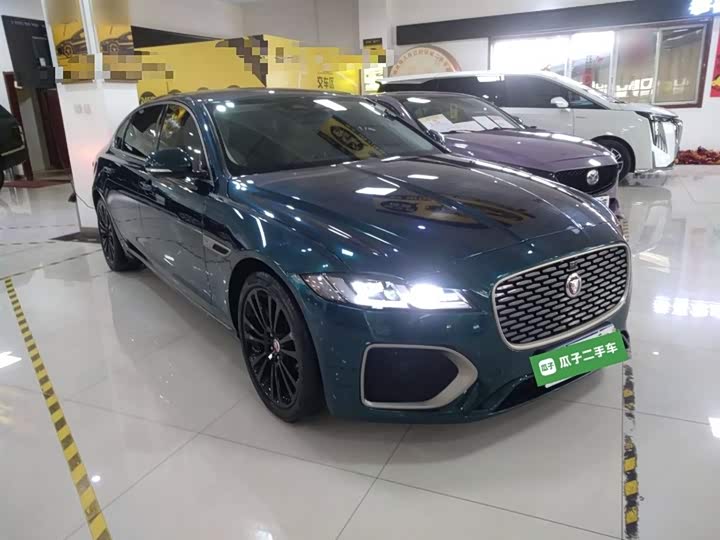 Фото 4 - Jaguar XF L