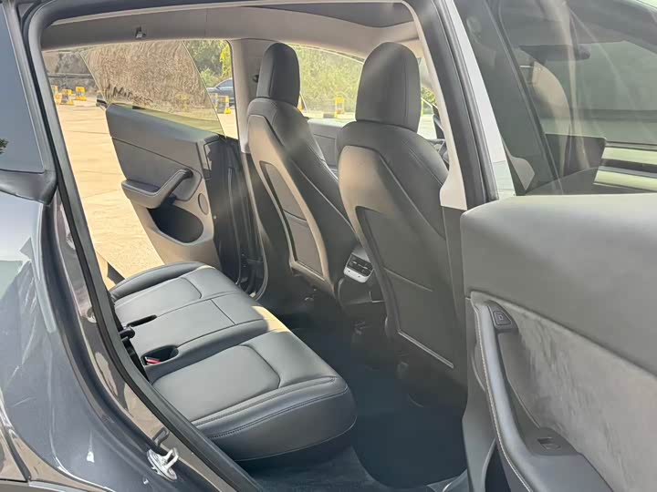 Фото 7 - Tesla Model Y