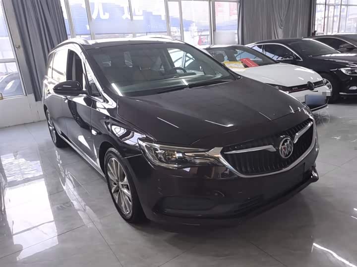 Фото 4 - Buick GL6