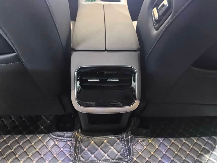 Фото 8 - Chery Fulwin T8