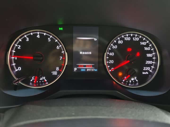 Фото 9 - Toyota Wildlander