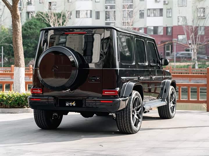 Фото 5 - Mercedes-Benz G-Class AMG