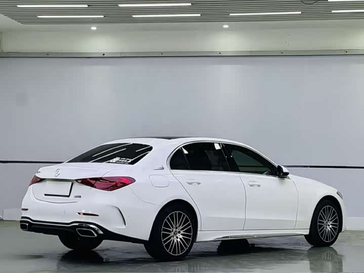 Фото 7 - Mercedes-Benz C-Class