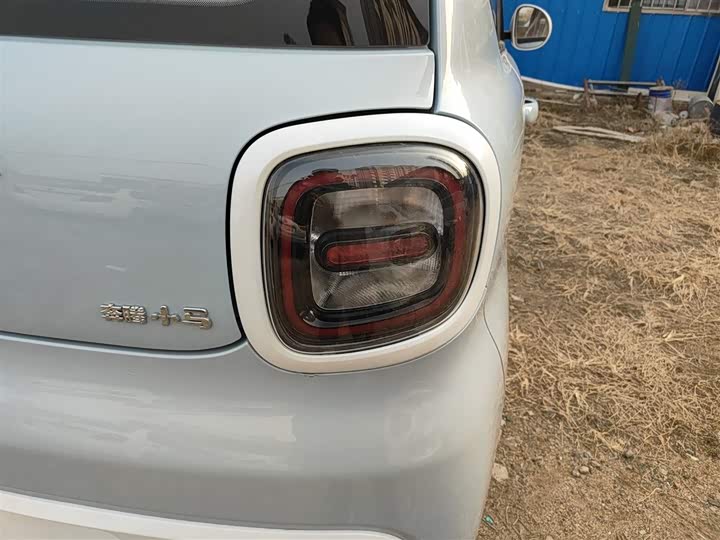 Фото 8 - Bestune Pony