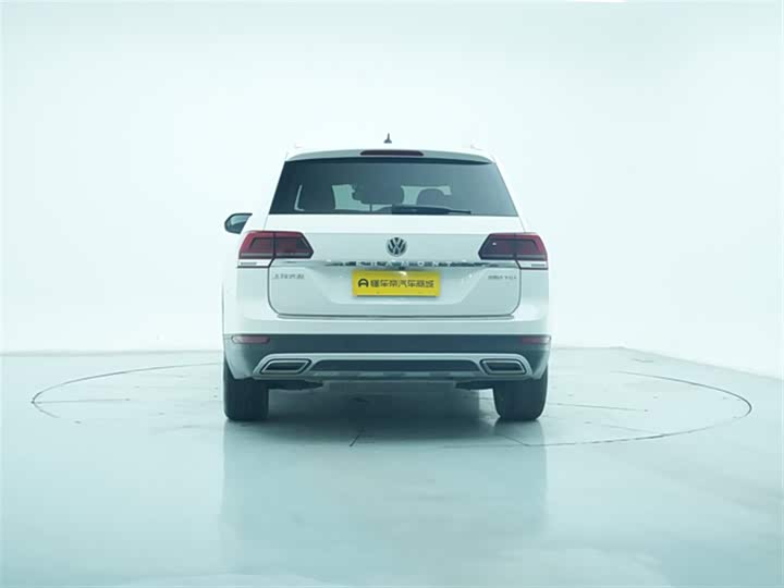 Фото 7 - Volkswagen Teramont Pro