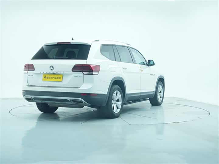 Фото 8 - Volkswagen Teramont Pro