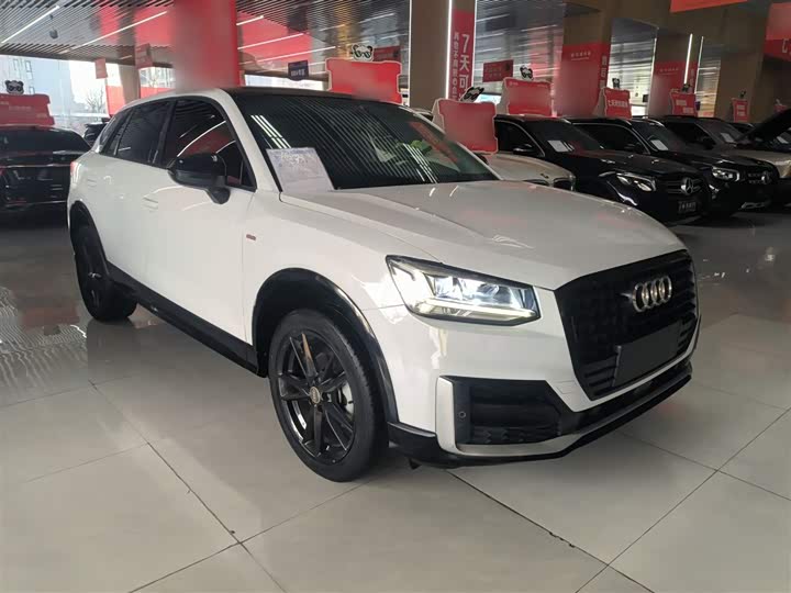 Фото 4 - Audi Q2L