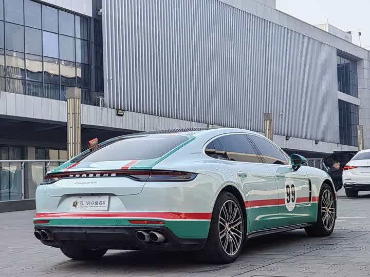 Фото 5 - Porsche Panamera