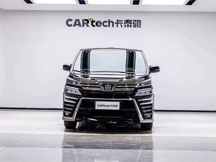 Фото 2 - Toyota Vellfire