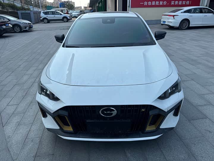 Фото 2 - GAC Trumpchi Empow R