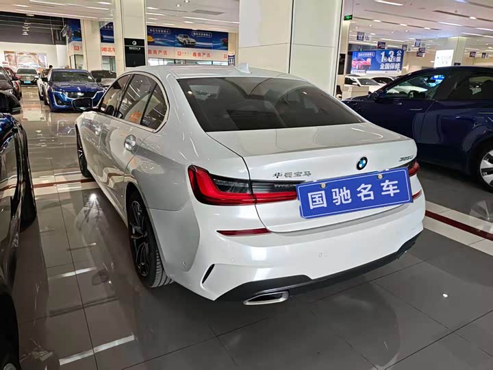 Фото 4 - BMW 3 Series