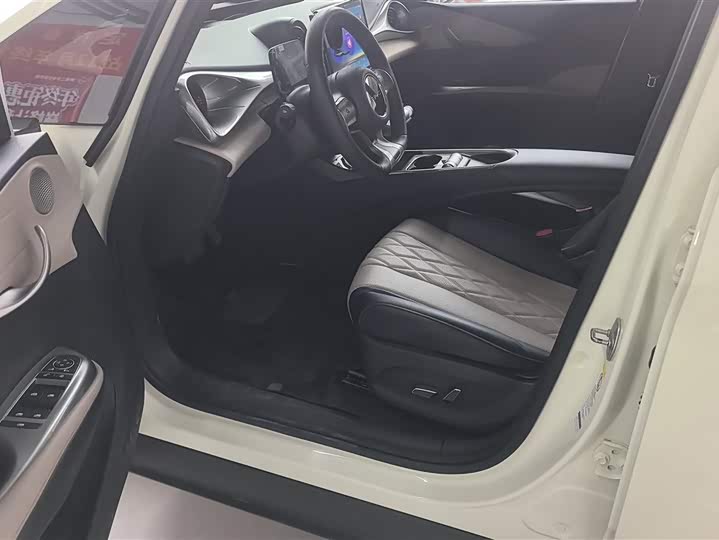 Фото 9 - BYD Dolphin