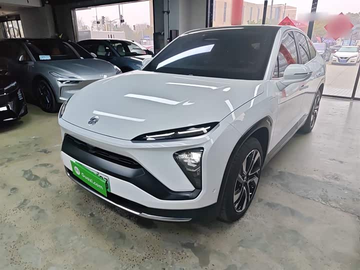 Фото 2 - Nio EC6