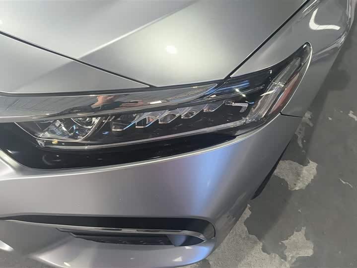 Фото 5 - Honda Inspire