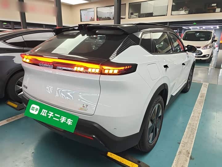 Фото 7 - Dongfeng Aeolus L7